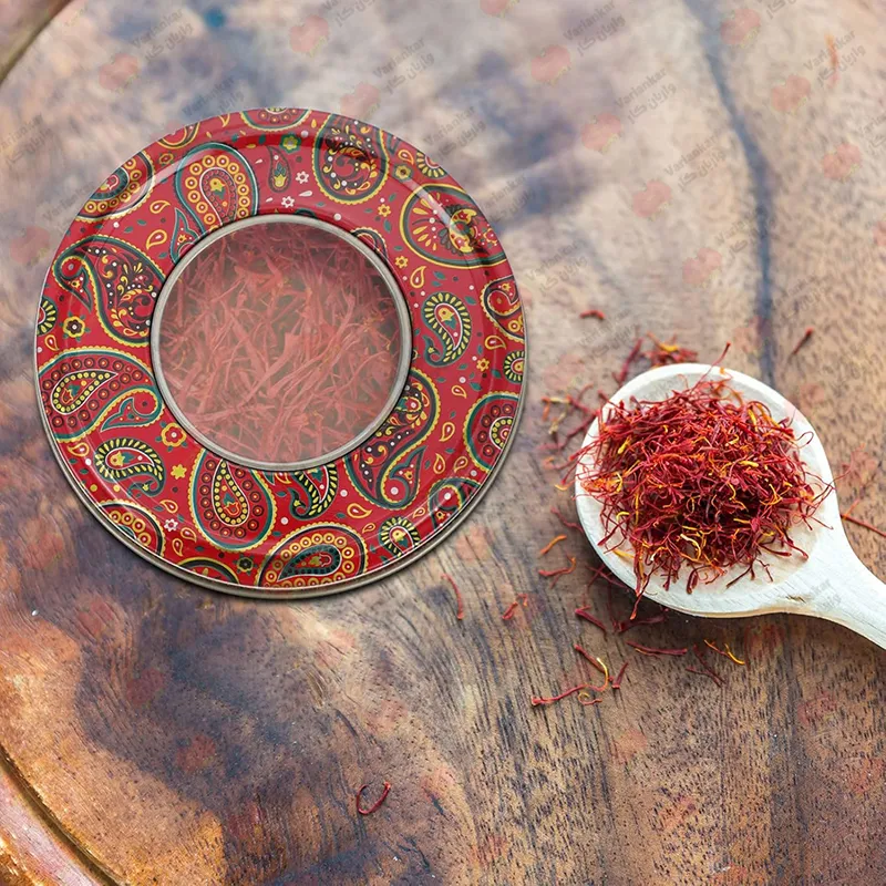 بسته بندی زعفران در ظرف فلزی گرد پنجرهدار کد 08